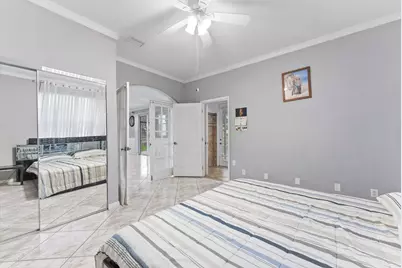 16363 Segovia Circle S, Pembroke Pines, FL 33331 - Photo 36