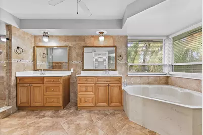 16363 Segovia Circle S, Pembroke Pines, FL 33331 - Photo 24