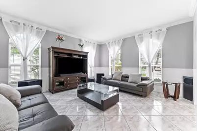 16363 Segovia Circle S, Pembroke Pines, FL 33331 - Photo 18