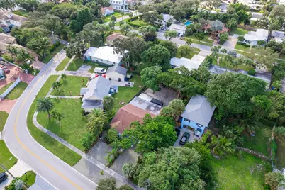 545 S Lake Drive, Lantana, FL 33462 - Photo 28