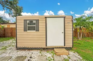 2220 Hope St, Hollywood, FL 33020 - Photo 14
