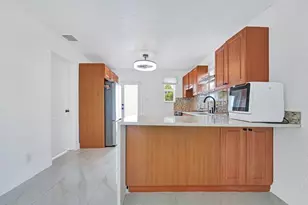 2220 Hope St, Hollywood, FL 33020 - Photo 4