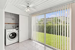 2538 Boundbrook Dr S, West Palm Beach, FL 33406 - Photo 20
