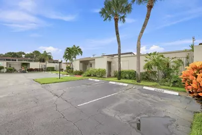 2538 Boundbrook Drive S #137, West Palm Beach, FL 33406 - Photo 4