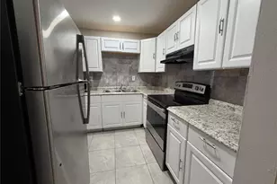 4138 NW 88th Ave, Coral Springs, FL 33065 - Photo 2