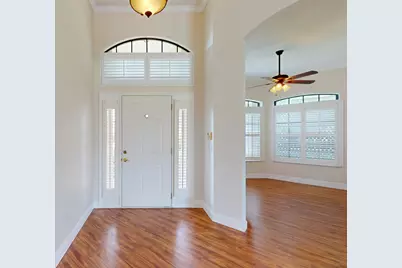 433 SW Jefferson Circle, Port Saint Lucie, FL 34986 - Photo 4