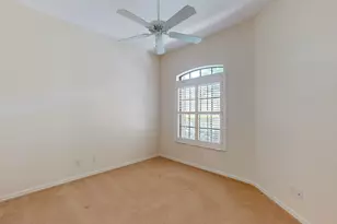 433 SW Jefferson Cir, Port Saint Lucie, FL 34986 - Photo 38