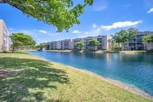 9560 Weldon Cir, Tamarac, FL 33321 - Photo 4