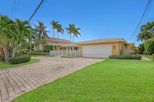 2100 NE 30th St, Lighthouse Point, FL 33064 - Photo 1