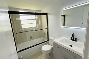 240 Southampton B, West Palm Beach, FL 33417 - Photo 18