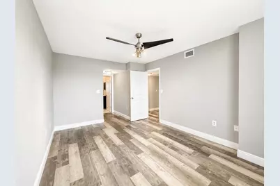 2831 N Oakland Forest Drive #101, Oakland Park, FL 33309 - Photo 10