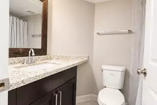 2831 N Oakland Forest Dr, Oakland Park, FL 33309 - Photo 20