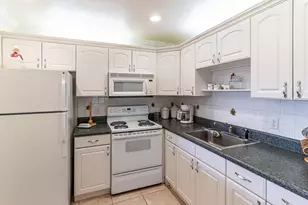 119 Waterford E, Delray Beach, FL 33446 - Photo 4