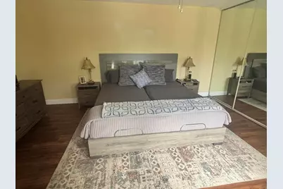 113 W Lake Arbor Drive, Palm Springs, FL 33461 - Photo 24