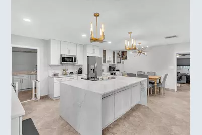 905 SE 13th Court, Deerfield Beach, FL 33441 - Photo 8