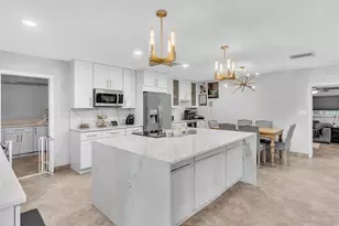 905 SE 13th Ct, Deerfield Beach, FL 33441 - Photo 8
