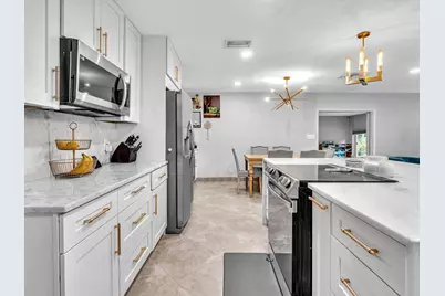 905 SE 13th Court, Deerfield Beach, FL 33441 - Photo 12