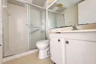 2650 NW 49th Ave, Lauderdale Lakes, FL 33313 - Photo 8