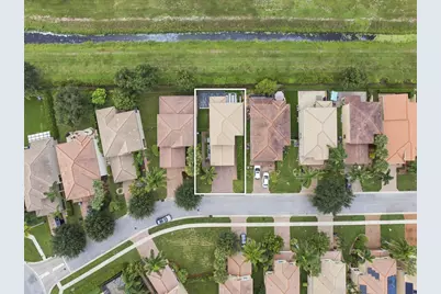 7830 Jewelwood Drive, Boynton Beach, FL 33437 - Photo 4