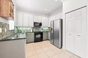 7830 Jewelwood Dr, Boynton Beach, FL 33437 - Photo 12