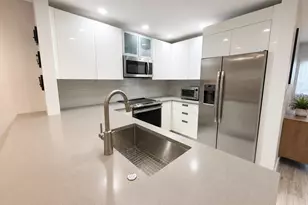 3900 NE 18th Ave, Oakland Park, FL 33334 - Photo 4