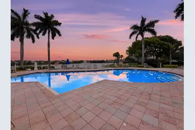 10725 Pelican Drive, Wellington, FL 33414 - Photo 4