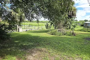 2219 County Road 721 Loop, Moore Haven, FL 33471 - Photo 38