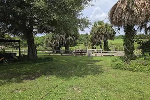 2219 County Road 721 Loop, Moore Haven, FL 33471 - Photo 40