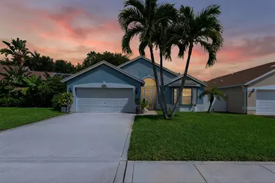 103 Saddle Trail, Royal Palm Beach, FL 33411 - Photo 2