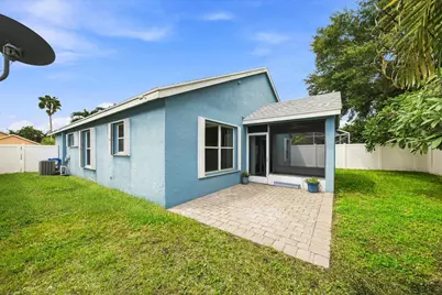 103 Saddle Trail, Royal Palm Beach, FL 33411 - Photo 8