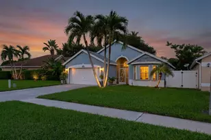 103 Saddle Trail, Royal Palm Beach, FL 33411 - Photo 1