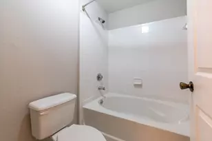 350 Crestwood Cir, Royal Palm Beach, FL 33411 - Photo 18