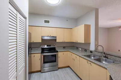 350 Crestwood Circle, Royal Palm Beach, FL 33411 - Photo 6