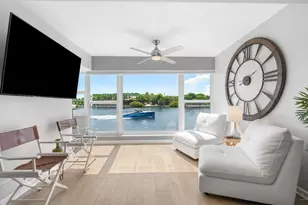 2758 NE 30th Ave, Lighthouse Point, FL 33064 - Photo 2
