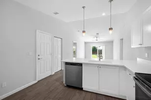 5078 SE Isabelita Ave, Stuart, FL 34997 - Photo 6
