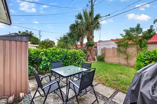 2333 NW 82nd Way NW, Sunrise, FL 33322 - Photo 24
