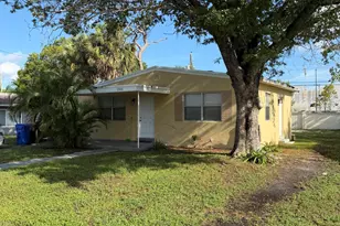 2501 SW 3rd St, Fort Lauderdale, FL 33312 - Photo 1