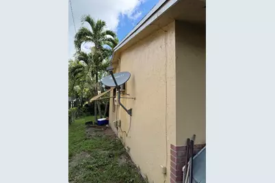 2605 NW 14th Street, Fort Lauderdale, FL 33311 - Photo 16