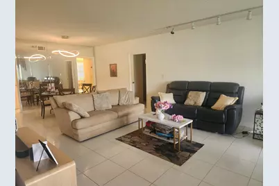 805 Cypress Boulevard #109, Pompano Beach, FL 33069 - Photo 4