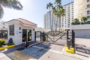 1 Las Olas Circle, Fort Lauderdale, FL 33316 - Photo 8