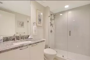 2640 Lake Shore Dr, Riviera Beach, FL 33404 - Photo 18
