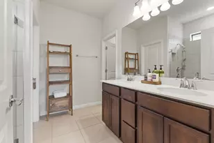 535 SE Villandry Way, Port Saint Lucie, FL 34984 - Photo 8