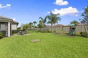 535 SE Villandry Way, Port Saint Lucie, FL 34984 - Photo 12
