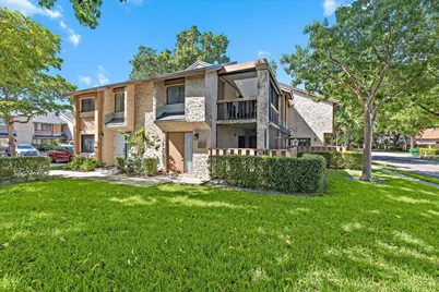 130 Wimbledon Lake Drive, Plantation, FL 33324 - Photo 1
