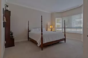 16100 Emerald Estates Dr, Weston, FL 33331 - Photo 18