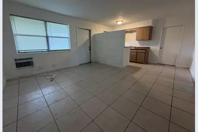 711 NW 4th Avenue #2, Fort Lauderdale, FL 33311 - Photo 1