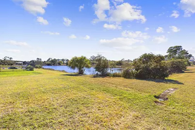 199 SE Via Sangro, Port Saint Lucie, FL 34952 - Photo 28