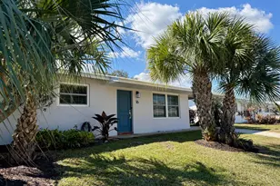 16 Ridgewood Cir, Tequesta, FL 33469 - Photo 2