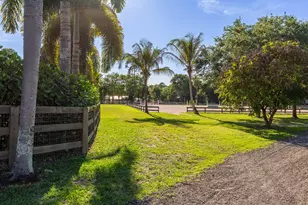 851 Hyde Park Rd, Loxahatchee Groves, FL 33470 - Photo 2