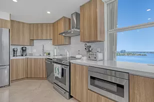 5200 N Ocean Dr, Singer Island, FL 33404 - Photo 12